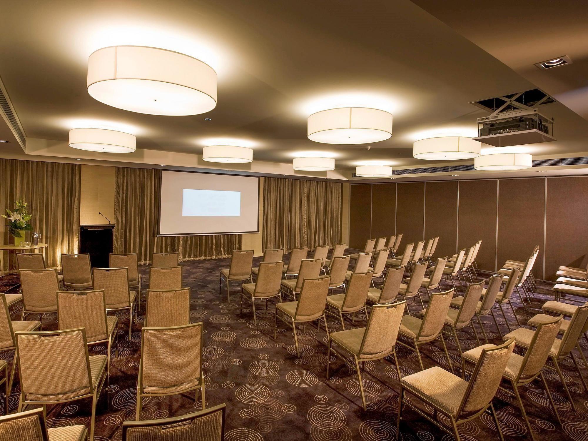 The Sebel Mandurah Hotel Exterior photo