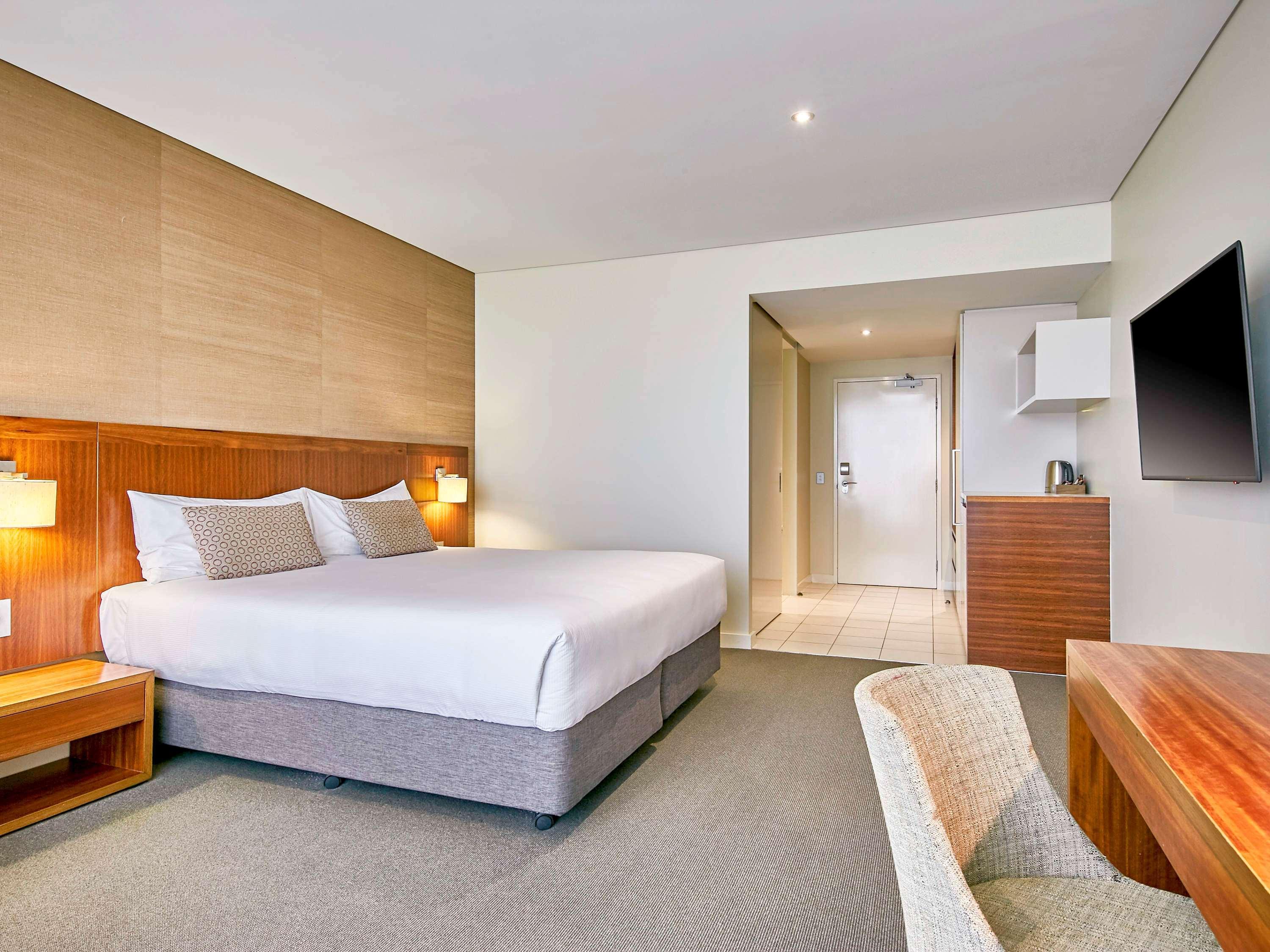 The Sebel Mandurah Hotel Exterior photo